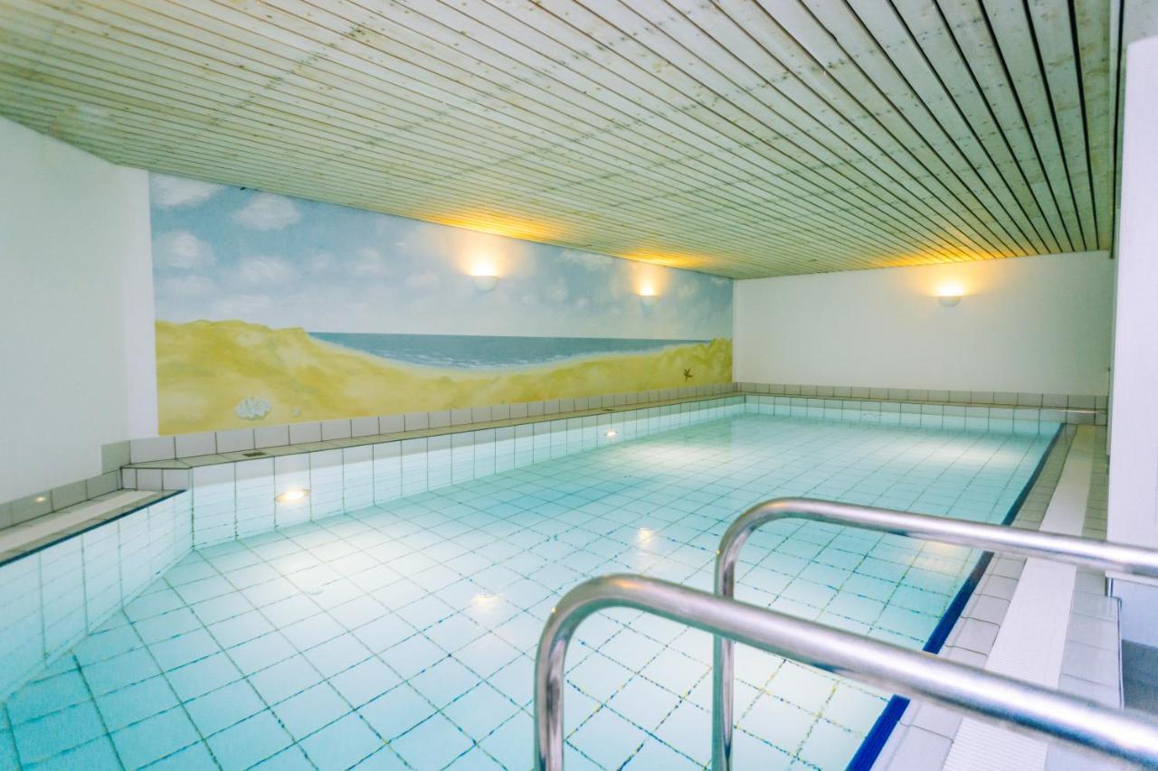 Gemuetliche Wohnung Unter Reet Mit Pool Und Sauna In Keitum Extérieur photo
