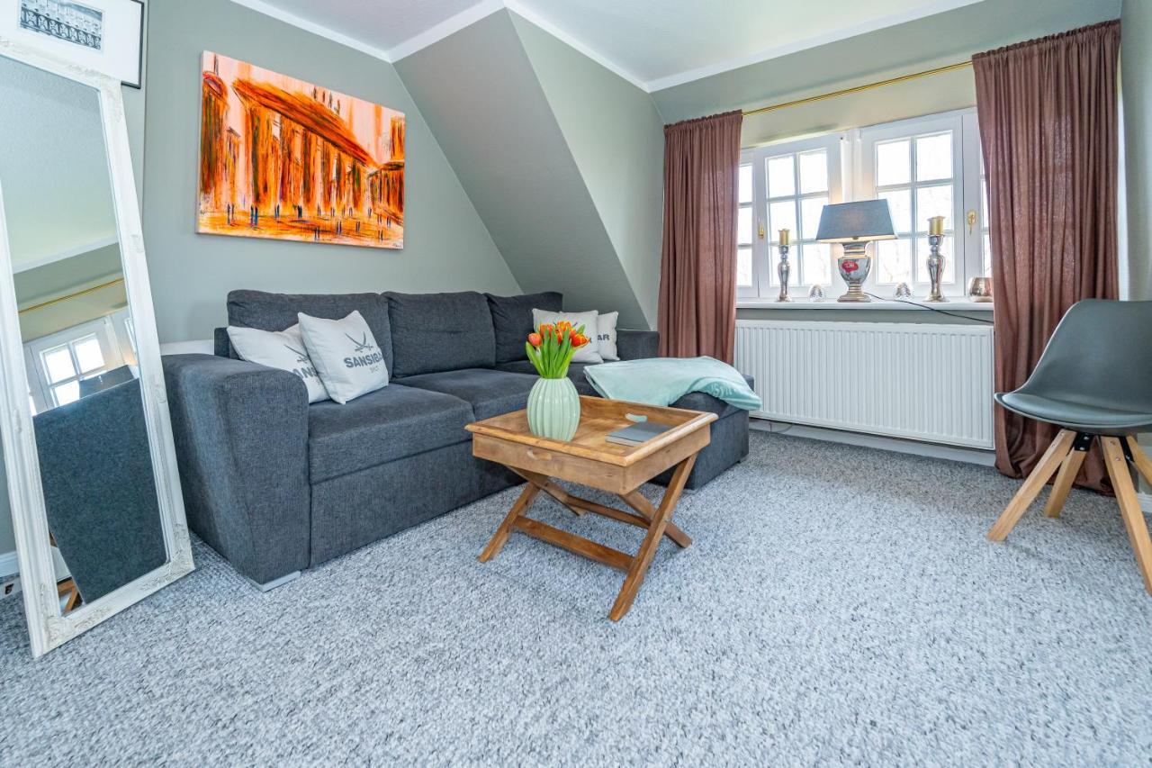 Gemuetliche Wohnung Unter Reet Mit Pool Und Sauna In Keitum Extérieur photo