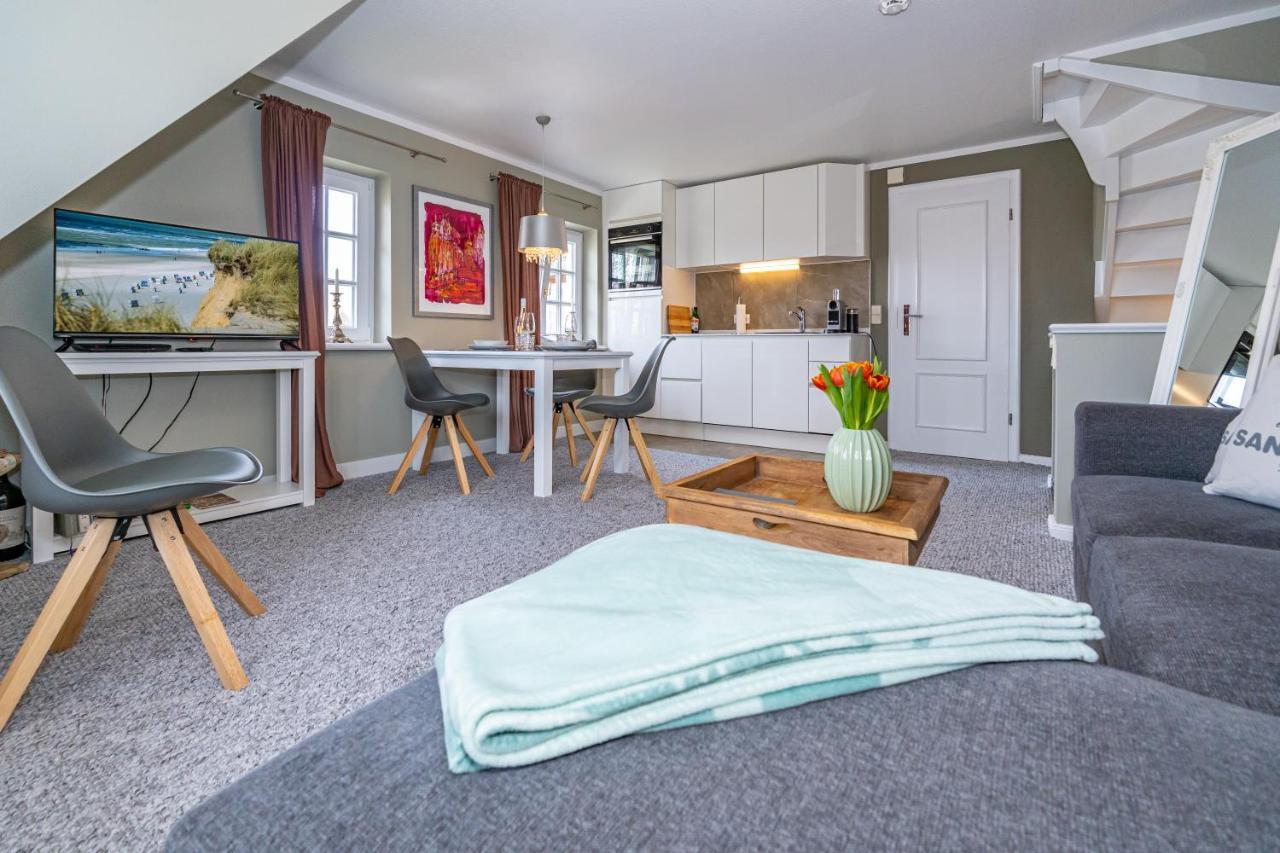 Gemuetliche Wohnung Unter Reet Mit Pool Und Sauna In Keitum Extérieur photo